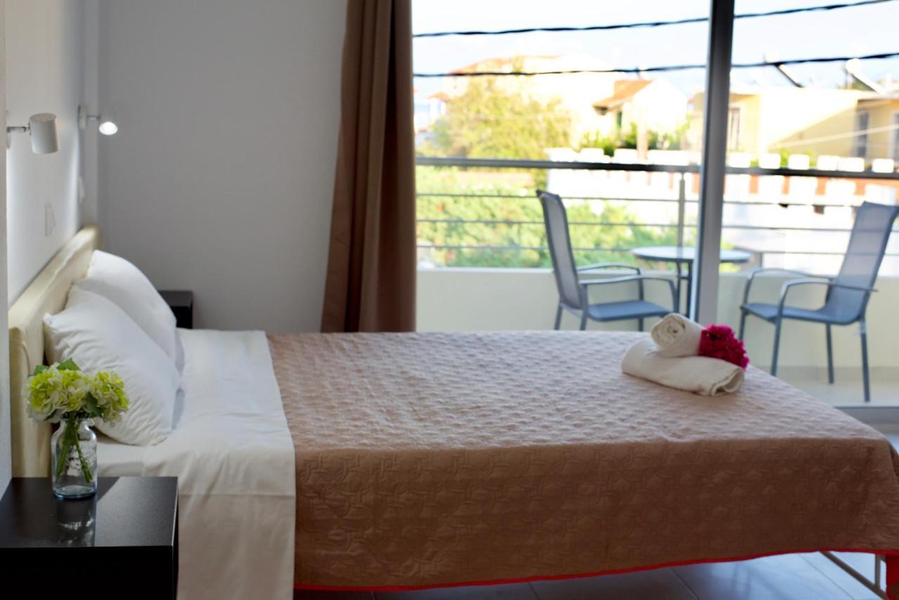Jessica'S Studios & Apartments Kávos Екстериор снимка