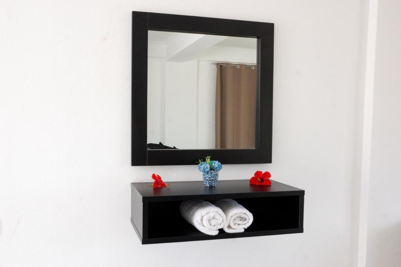 Jessica'S Studios & Apartments Kávos Екстериор снимка