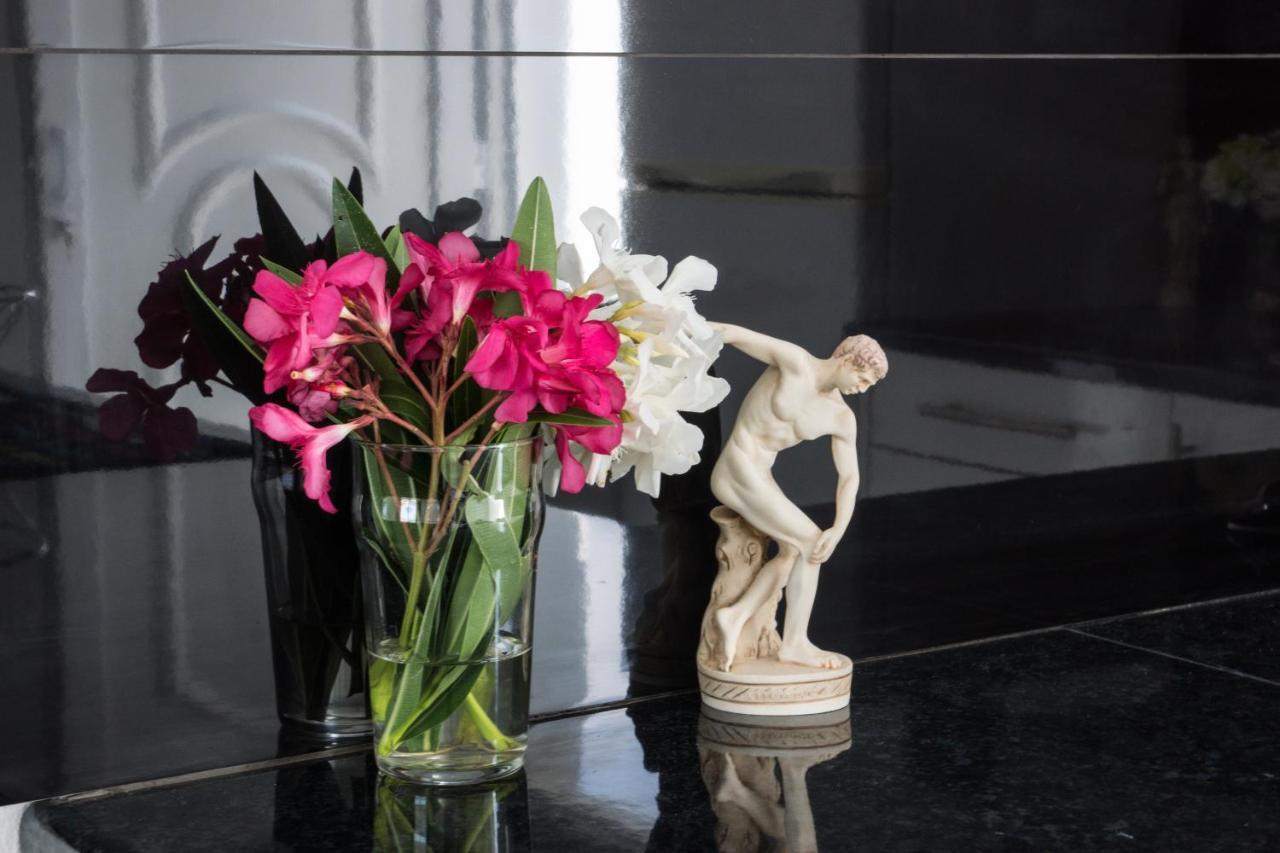 Jessica'S Studios & Apartments Kávos Екстериор снимка